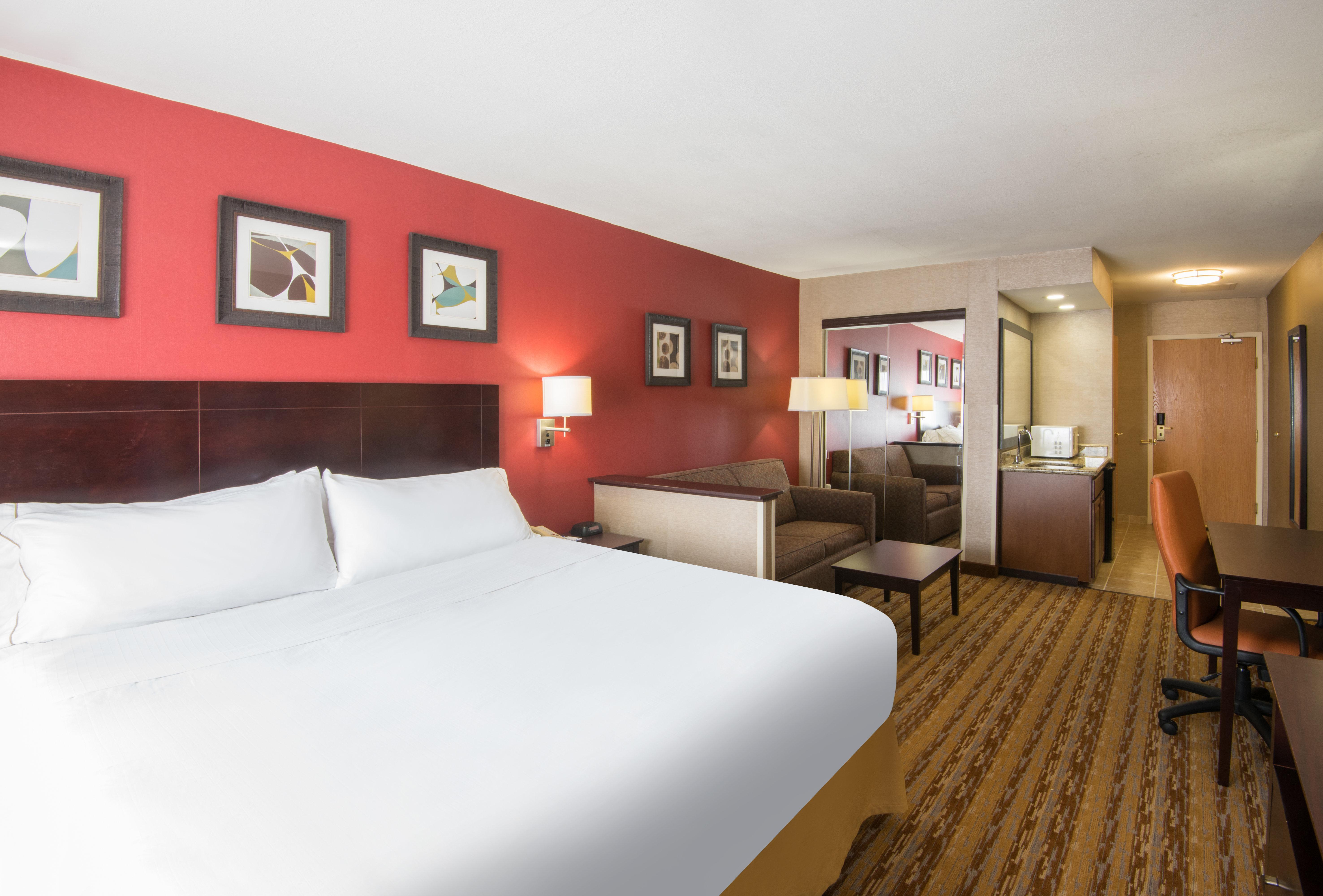 Holiday Inn Express Hotel & Suites Wauseon By Ihg Exterior photo