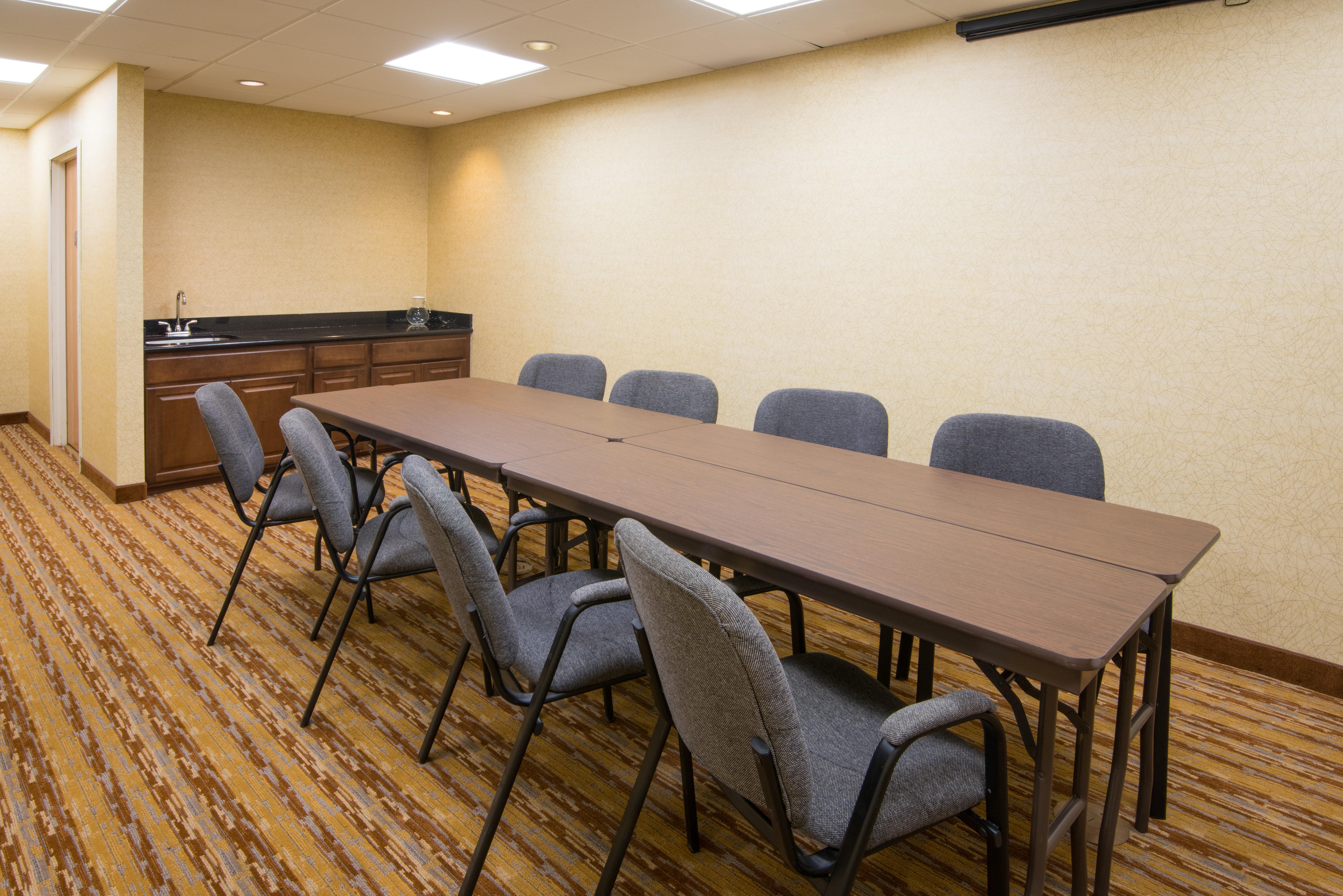 Holiday Inn Express Hotel & Suites Wauseon By Ihg Exterior photo